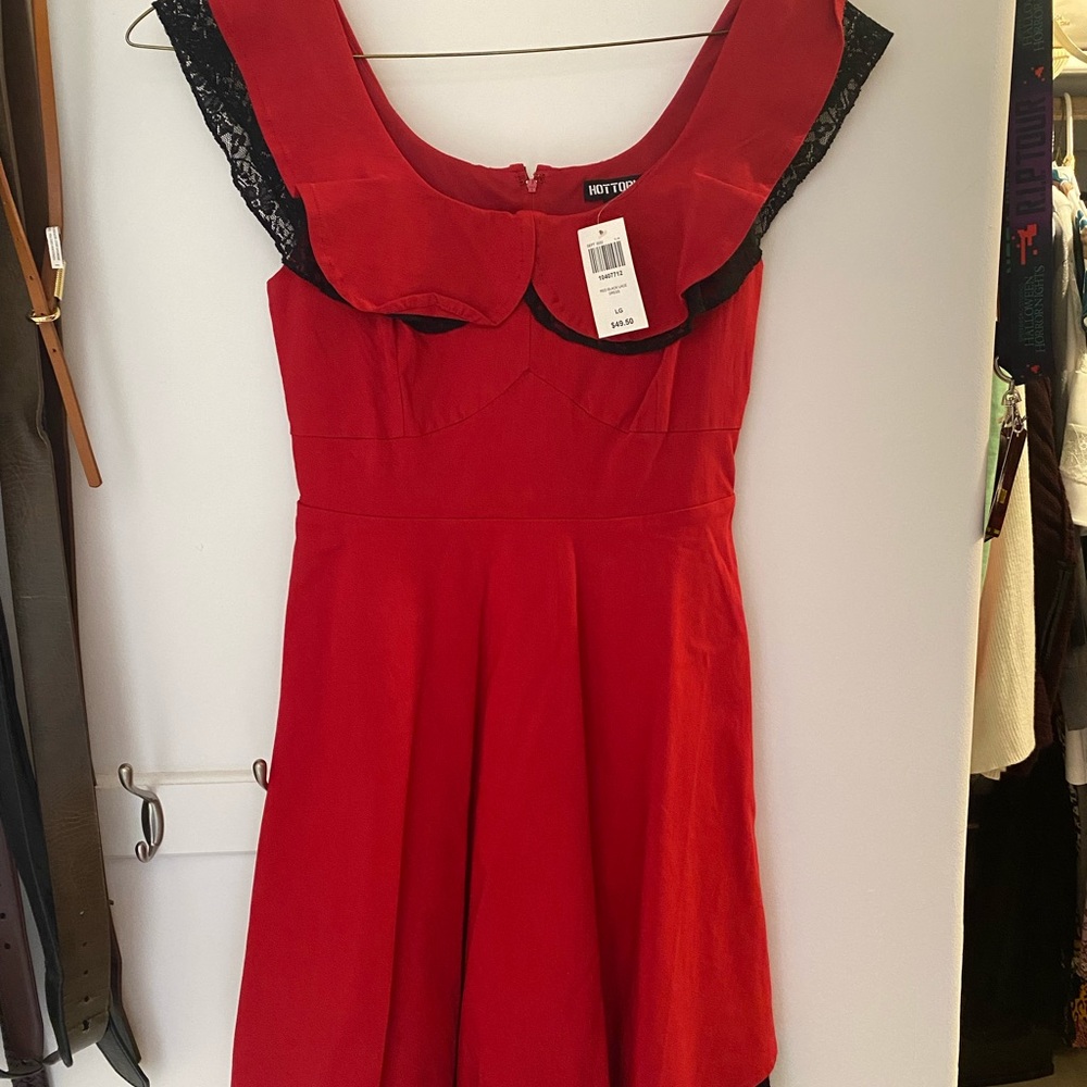 HOT TOPIC Red & Black Fit & Flare Lace Dress Large